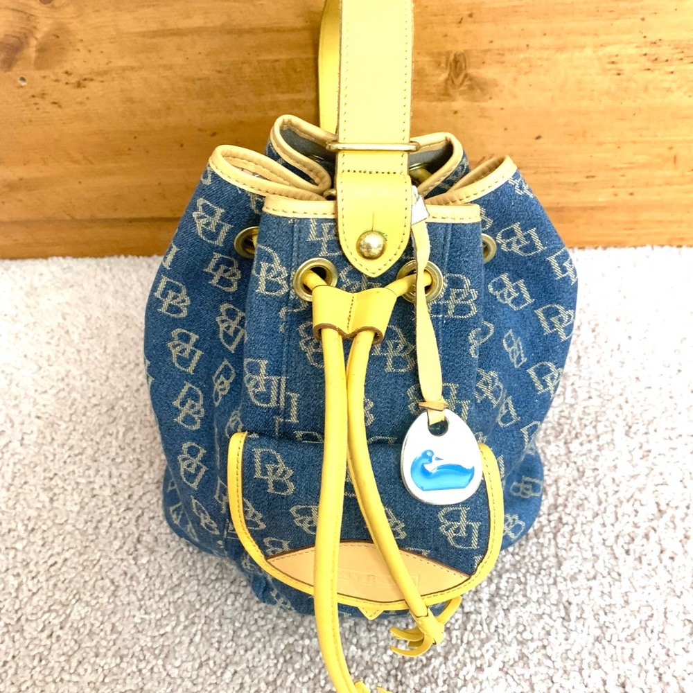 Dooney & Signature Sling Bucket Bag